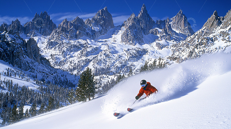 高清大图下载【趣麦麦图】雪山滑雪
