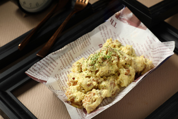 金牌榴莲鱼米花