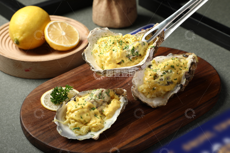 高清大图下载【趣麦麦图】芥末柠檬烤生蚝1