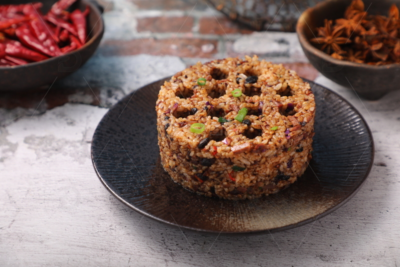 香辣牛肉末炒饭