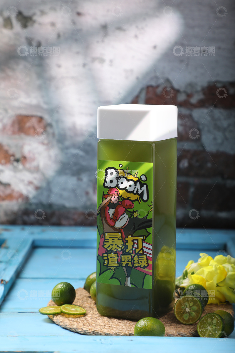 高清大图下载【趣麦麦图】暴打渣男绿摄影图1