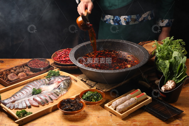 高清大图下载【趣麦麦图】山城麻辣锅木盘