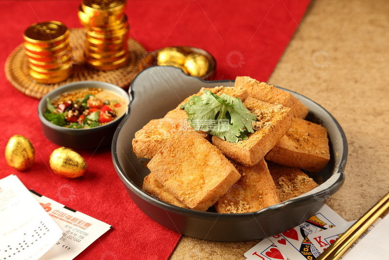 高清大图下载【趣麦麦图】地摊炸豆腐摄影图
