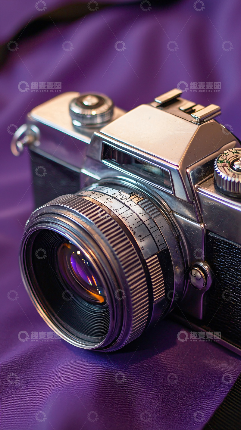 高清大图下载【趣麦麦图】复古相机特写