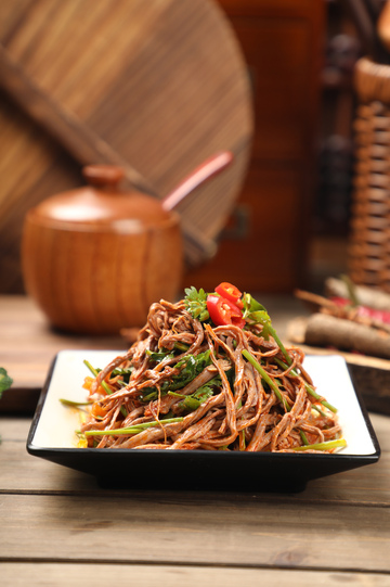 香根牛肉丝小菜 1