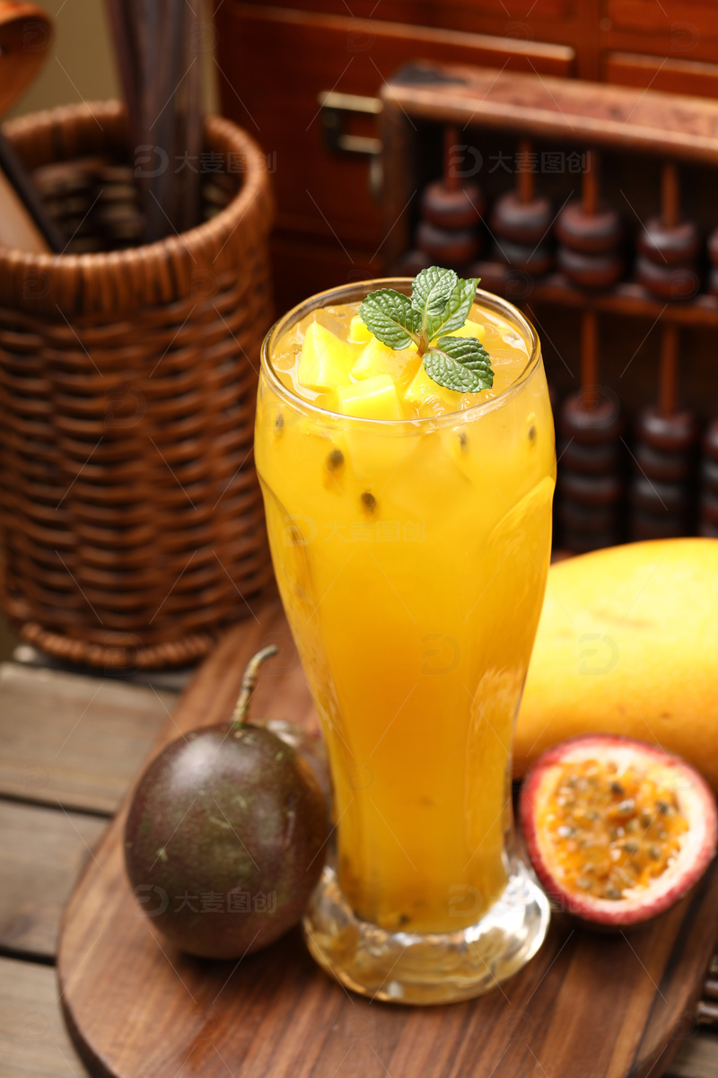 芒果百香果果汁1