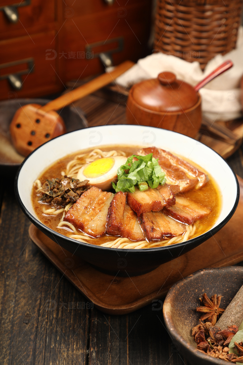 街霸大肉面摄影图3