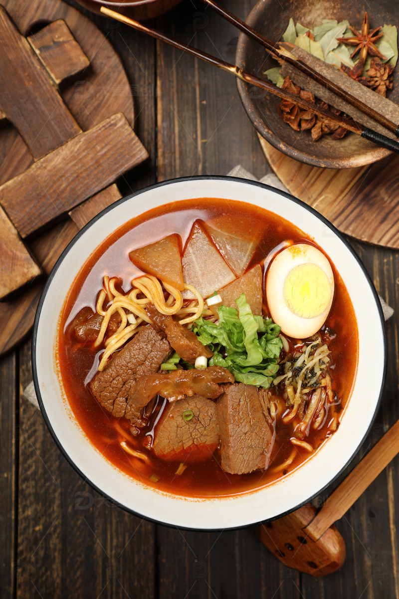 高清大图下载【趣麦麦图】红焖牛筋腩面2