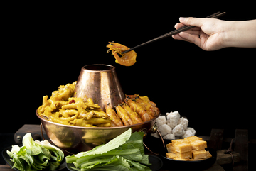 凤爪大虾鸡铜火锅