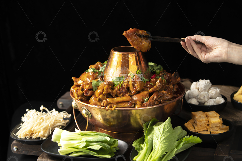 高清大图下载【趣麦麦图】猪蹄鸡双拼锅2