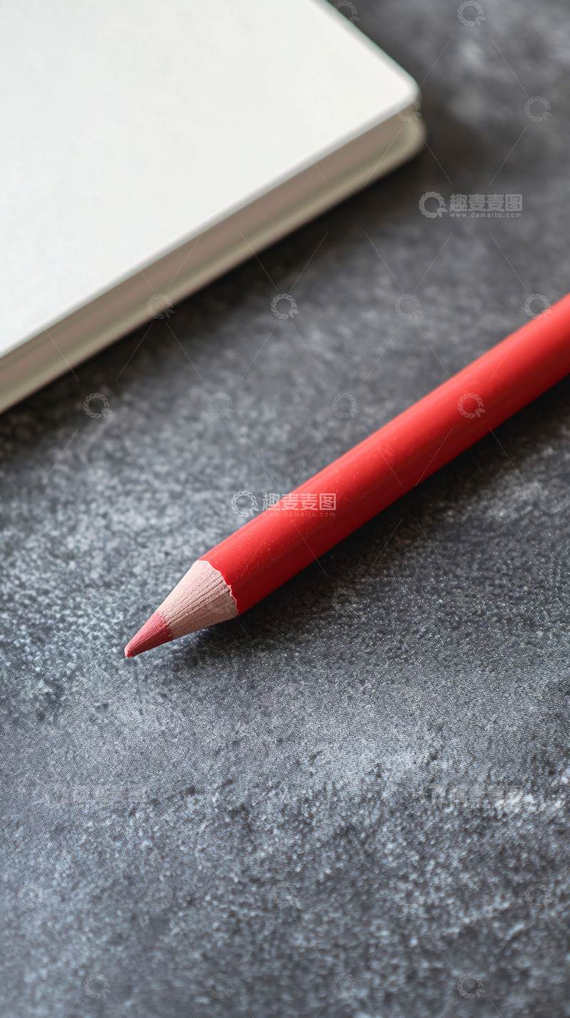 高清大图下载【趣麦麦图】红色铅笔