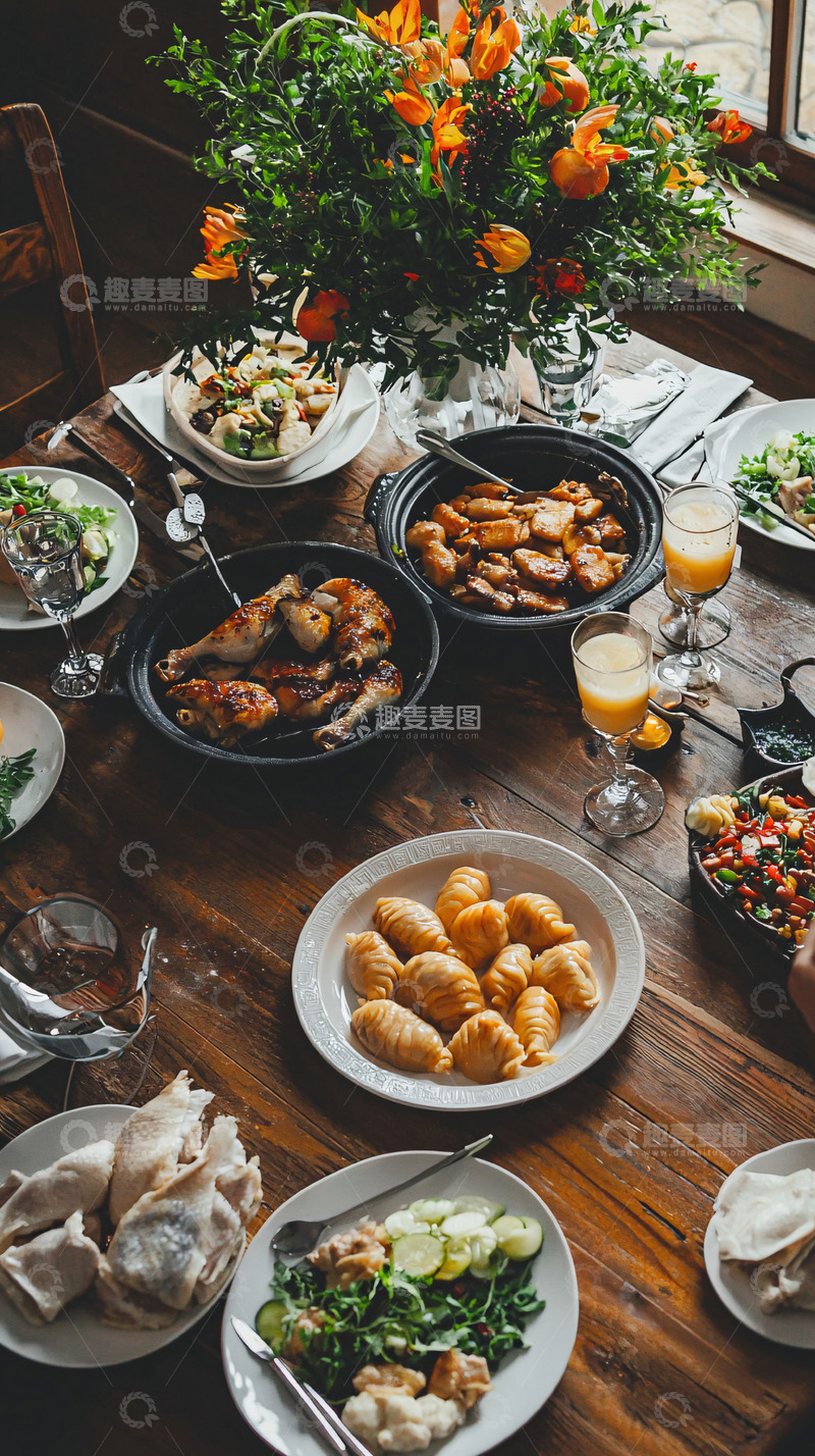 丰盛的家庭晚餐