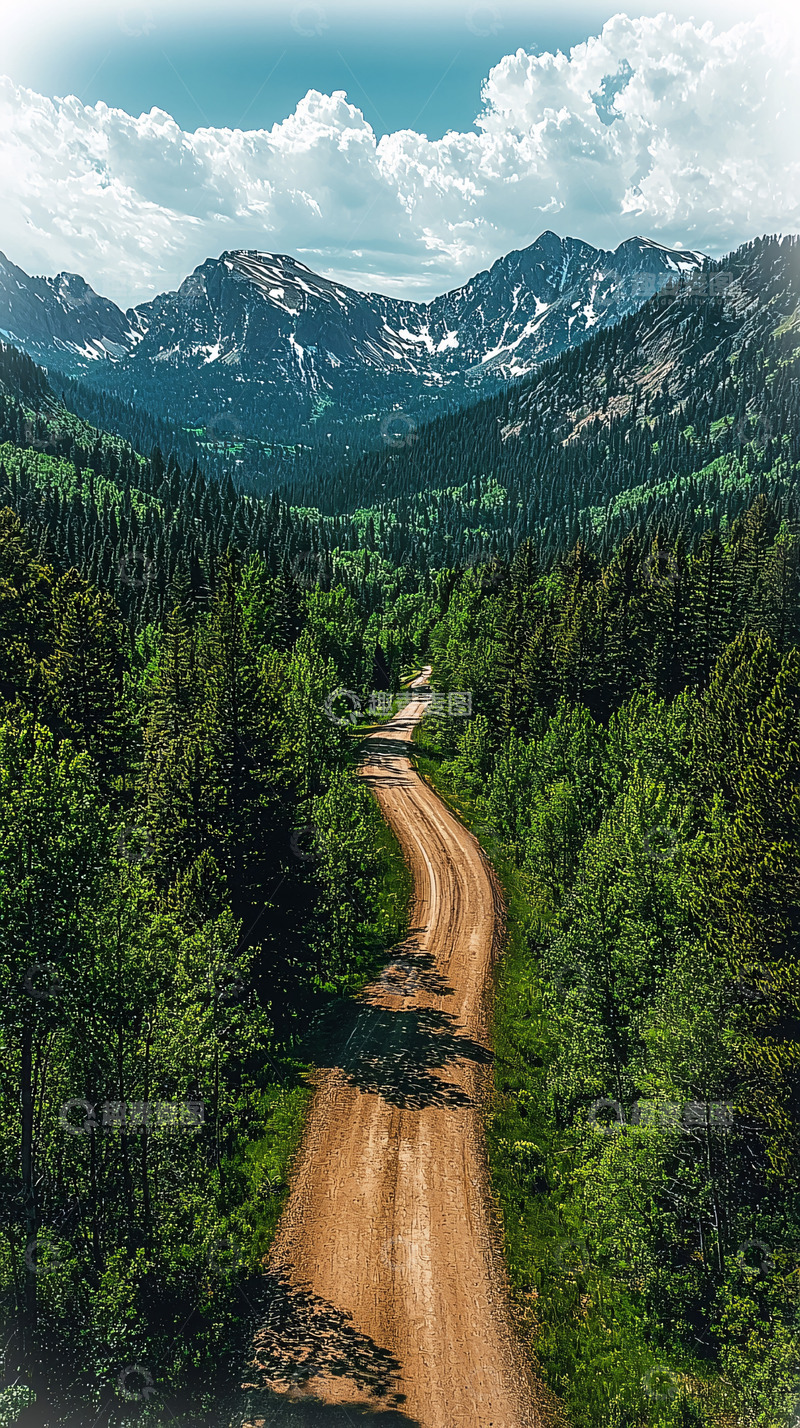 高清大图下载【趣麦麦图】蜿蜒山路森林雪山
