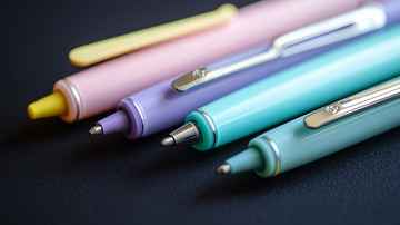 彩色圆珠笔特写