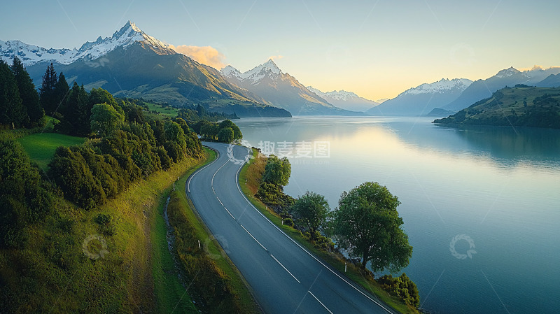 高清大图下载【趣麦麦图】山水如画的宁静湖泊
