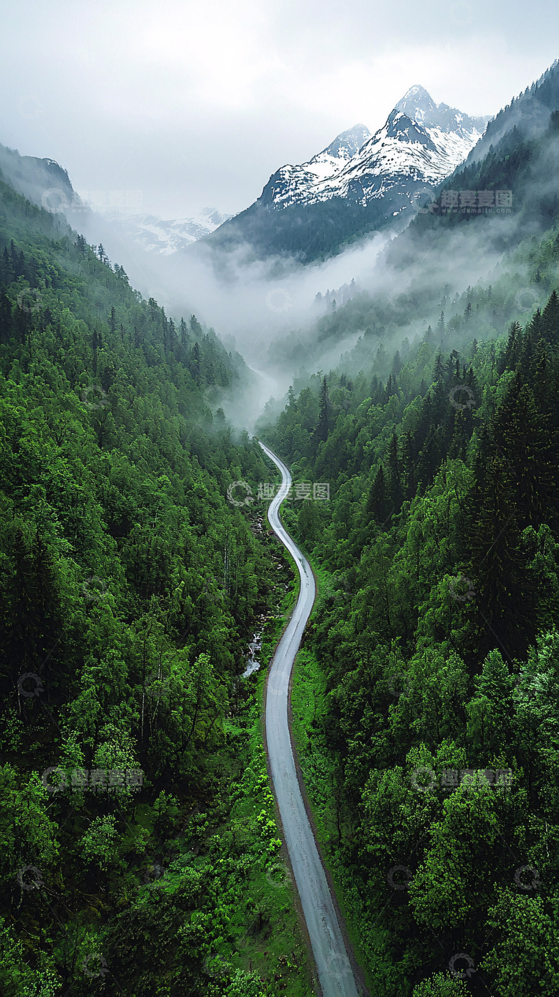 高清大图下载【趣麦麦图】山谷中的蜿蜒道路