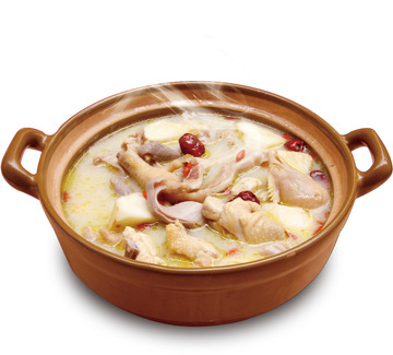 热气腾腾猪肚鸡