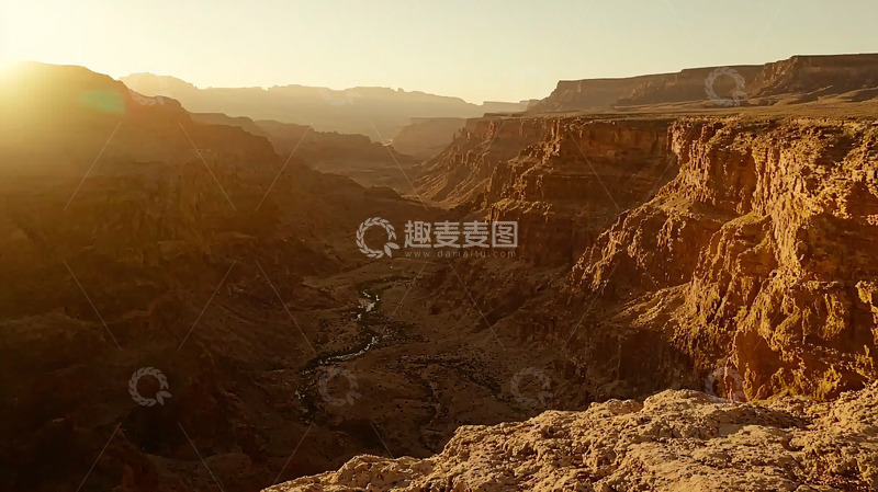 高清大图下载【趣麦麦图】-日落峡谷壮丽景色