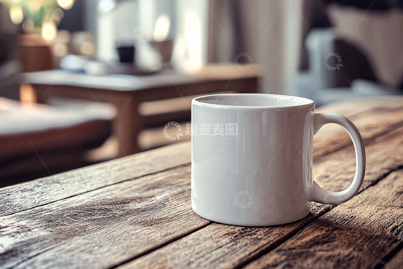 高清大图下载【趣麦麦图】-木桌上的一只白色马克杯