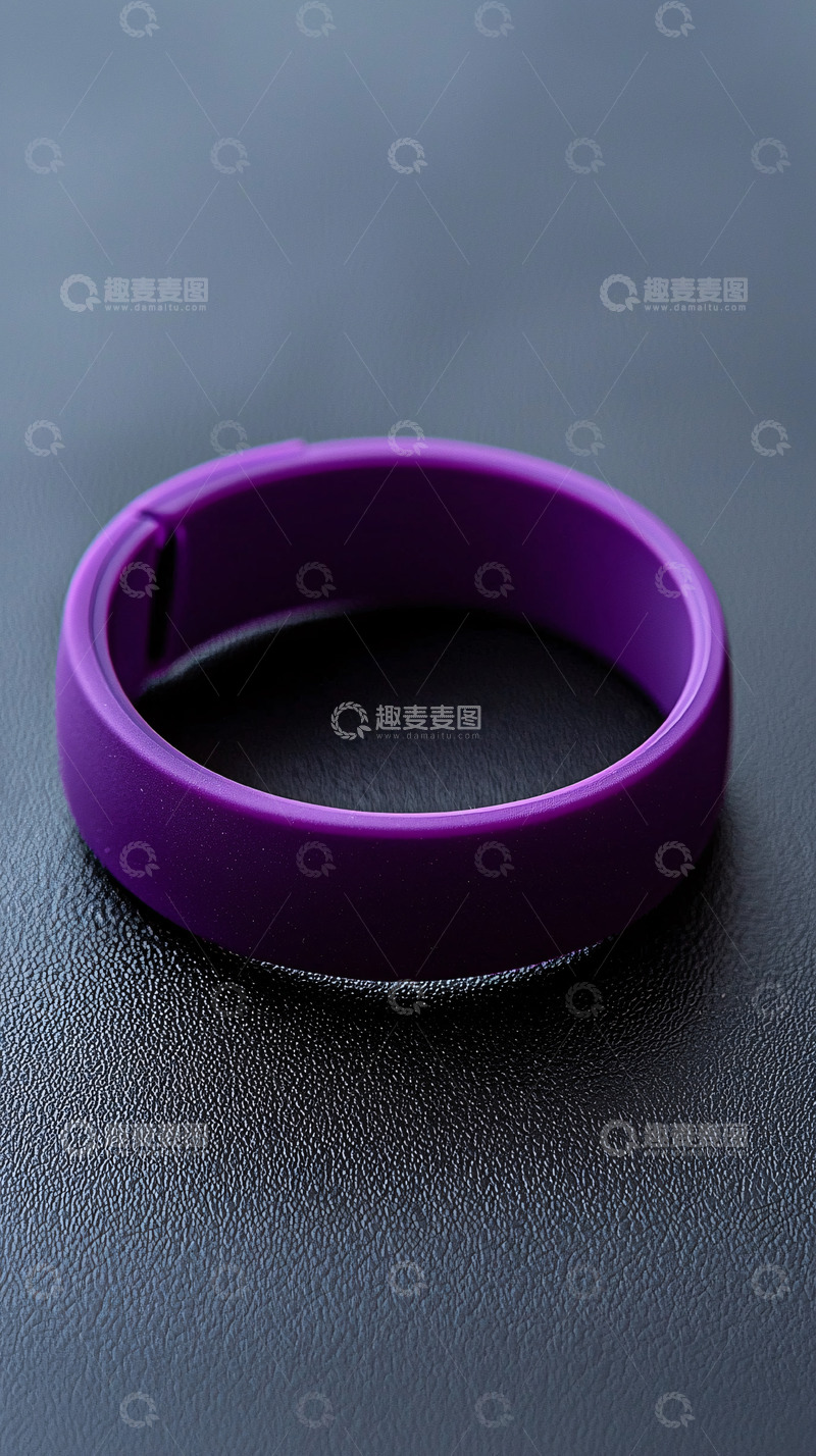 高清大图下载【趣麦麦图】紫色硅胶戒指