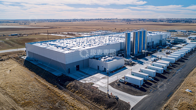 高清大图下载【趣麦麦图】大型白色工业建筑