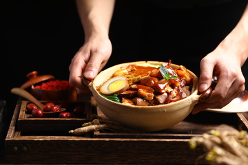 Q弹猪脚捞饭人文2