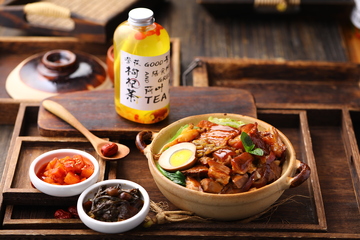 Q弹猪脚捞饭加人参2