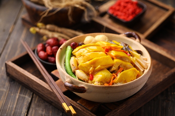 招牌参鸡汤捞饭