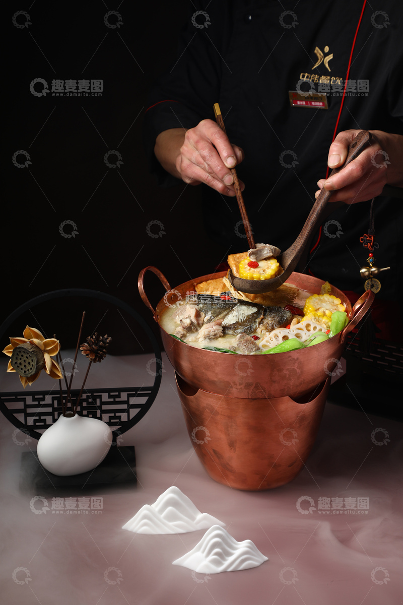 高清大图下载【趣麦麦图】鱼羊肉铜火锅2