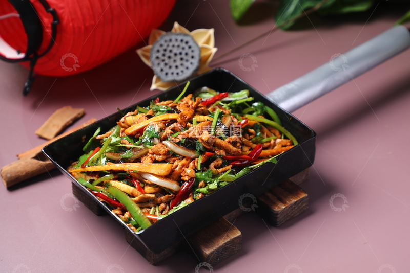 高清大图下载【趣麦麦图】铁盘川香肉丝