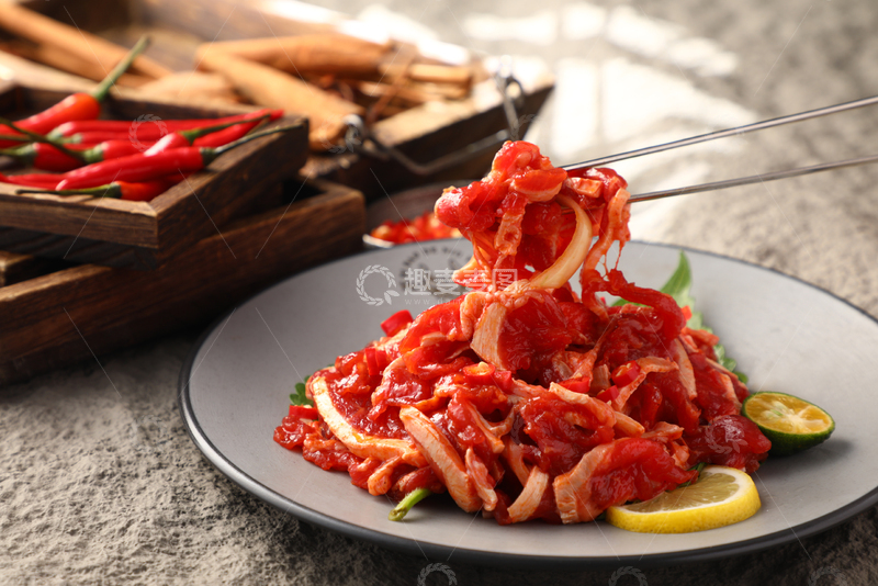 高清大图下载【趣麦麦图】香辣外脊筋煎肉1