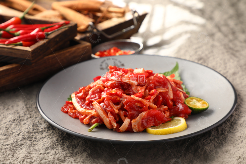 高清大图下载【趣麦麦图】香辣外脊筋煎肉