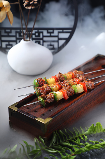 黑椒果蔬牛肉烤串