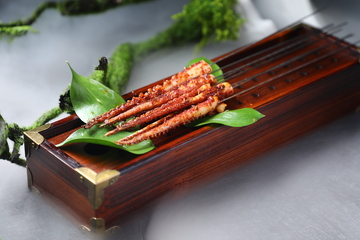 炭烤鱿鱼爪烤串1