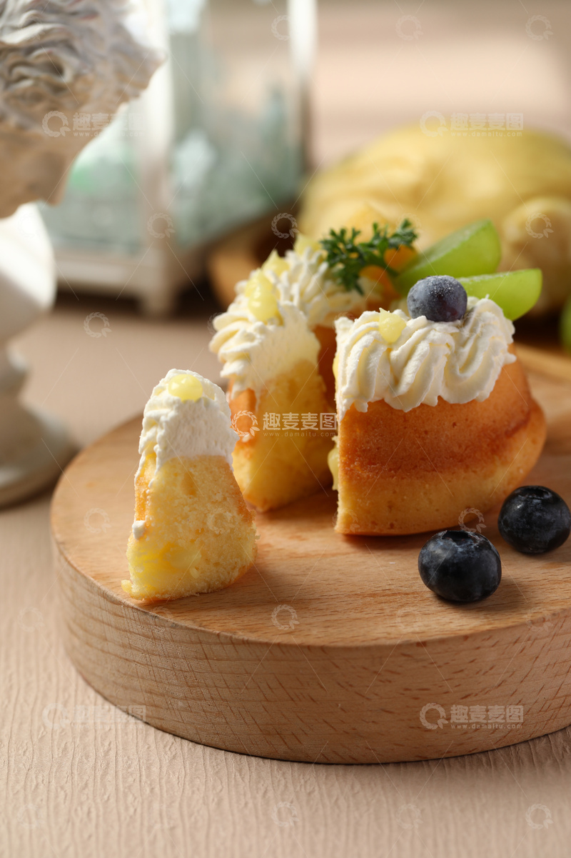 高清大图下载【趣麦麦图】夹心榴莲甜甜圈6