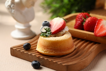 蓝莓草莓甜甜圈5