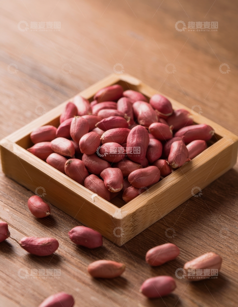 高清大图下载【趣麦麦图】木盒盛红皮花生米画面