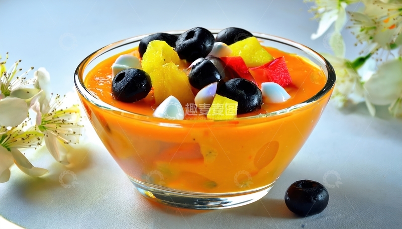 高清大图下载【趣麦麦图】玻璃碗内多彩水果布丁