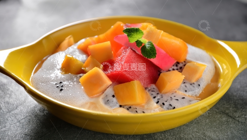 高清大图下载【趣麦麦图】黄碗椰奶西米配切块水果