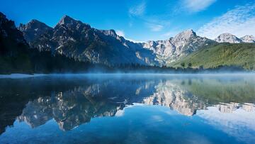 新疆美景赛里木湖  