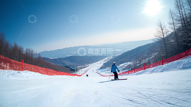 高清大图下载【趣麦麦图】滑雪场滑雪的人人物摄影图1