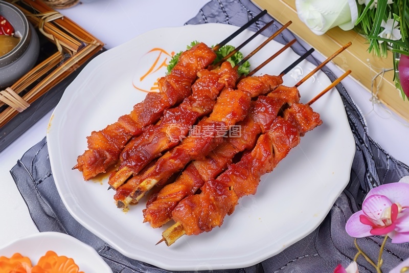 高清大图下载【趣麦麦图】一盘烤鸡柳美食