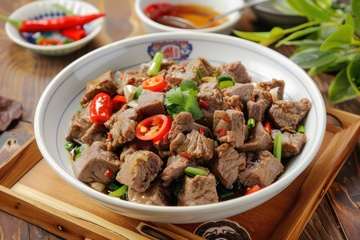 美味的一盘炒牛肉粒