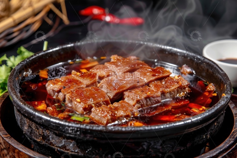 高清大图下载【趣麦麦图】一砂锅麻辣炖猪肉块