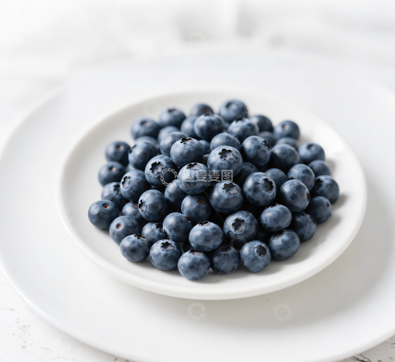 高清大图下载【趣麦麦图】蓝莓静物盘子1