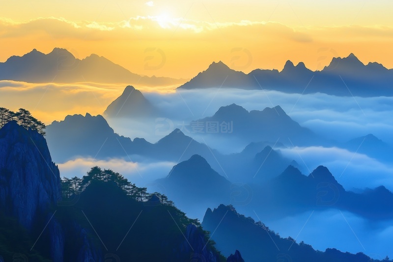 高清大图下载【趣麦麦图】群山云雾弥漫