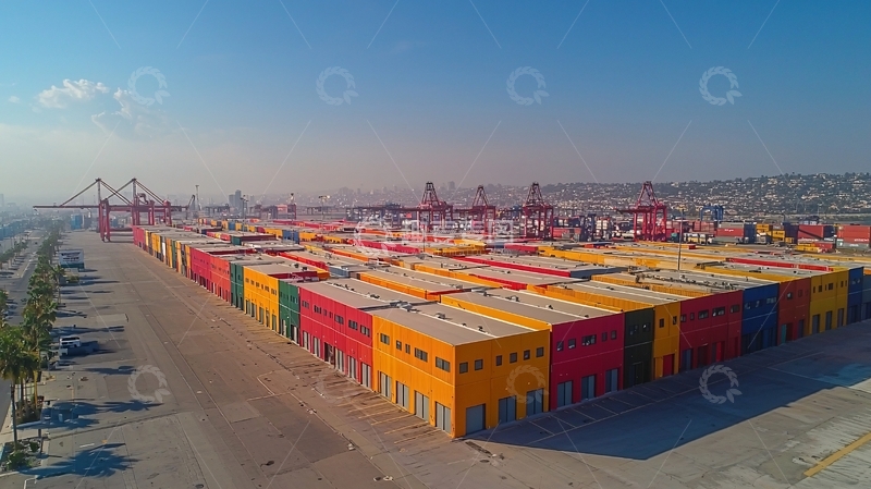 高清大图下载【趣麦麦图】集装箱码头五彩箱子