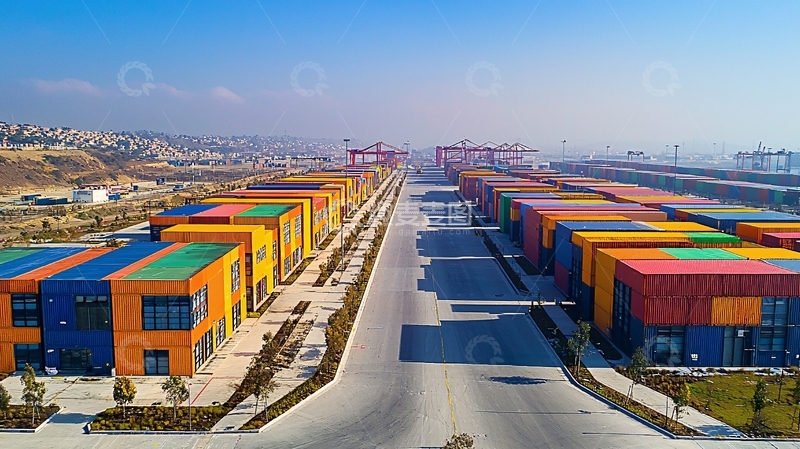 高清大图下载【趣麦麦图】彩色集装箱排列