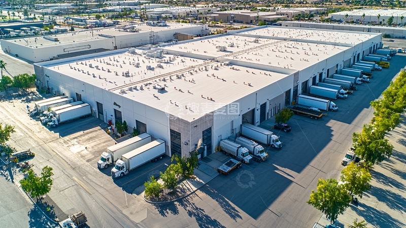 高清大图下载【趣麦麦图】大型白色工业建筑