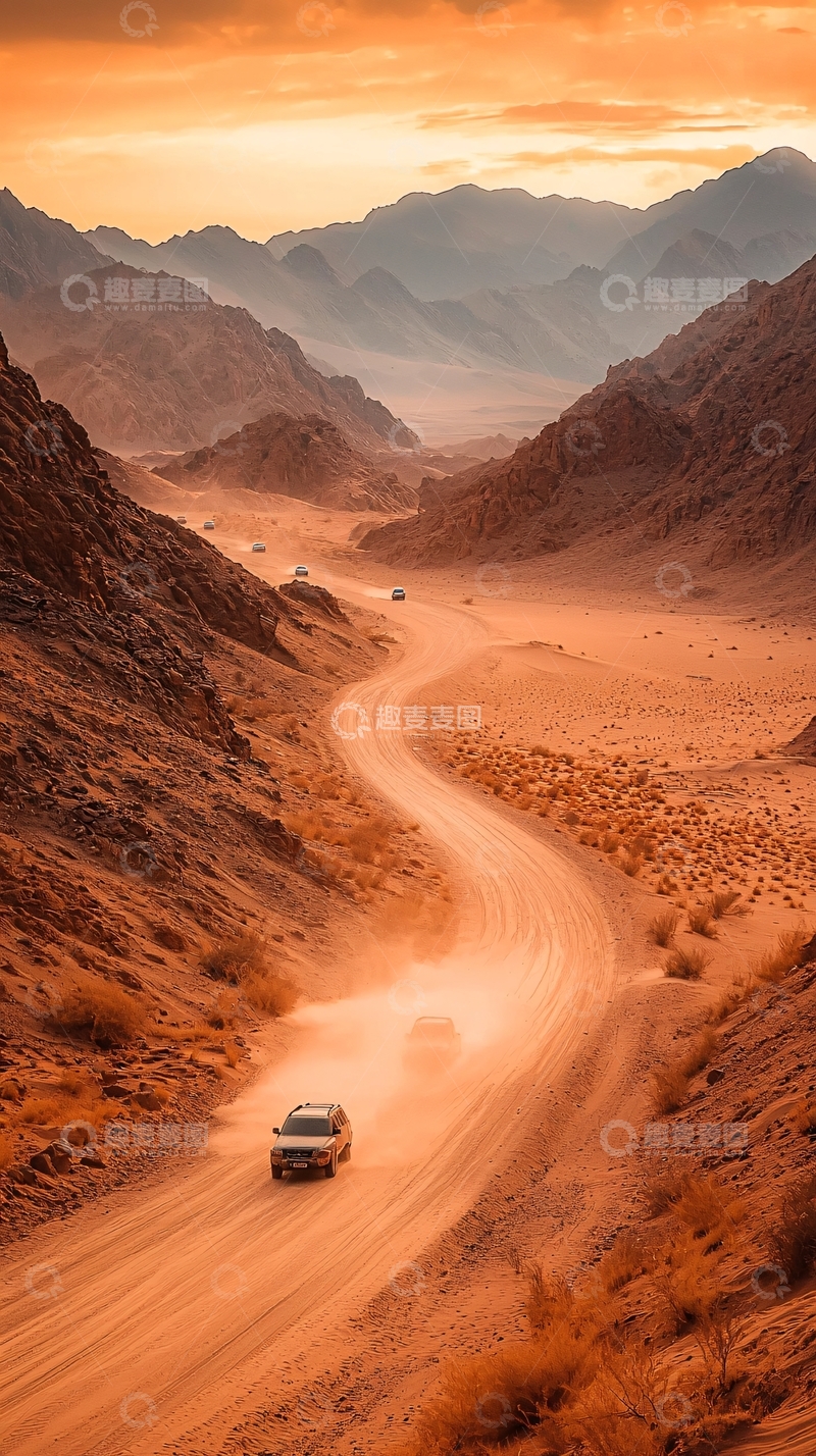高清大图下载【趣麦麦图】沙漠公路汽车扬尘